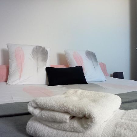 Appartement A 2 Minutes Du Centre Ville Avec Climatisation Périgueux Eksteriør billede